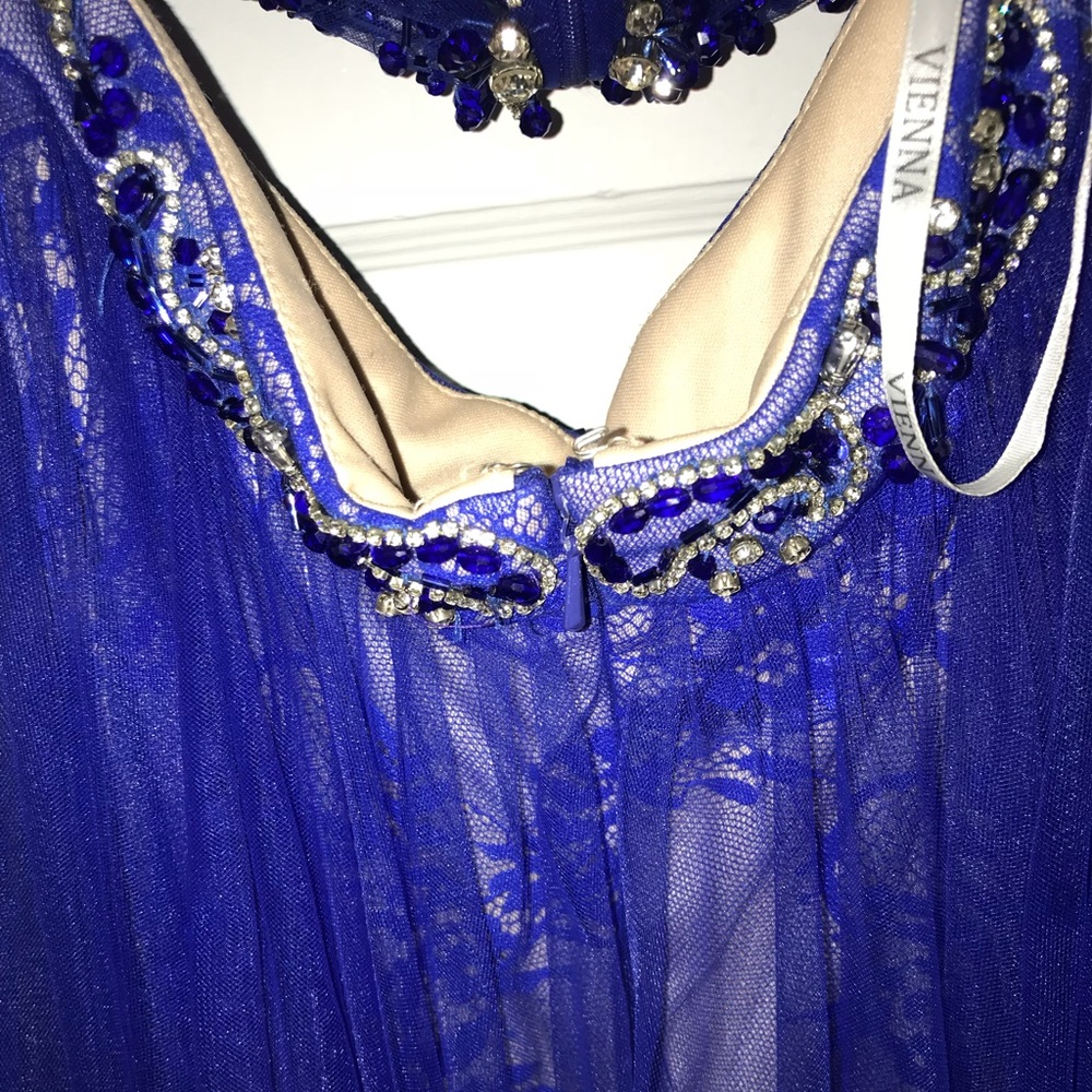 Prom Dress - Picture 3 of 5